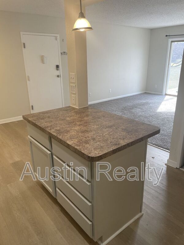 Building Photo - 1434 Willow Brook Cove Ct