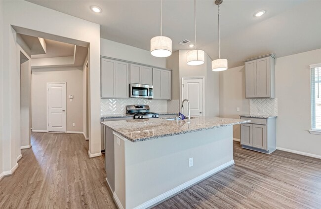 Building Photo - 24010 Barnett Overlook