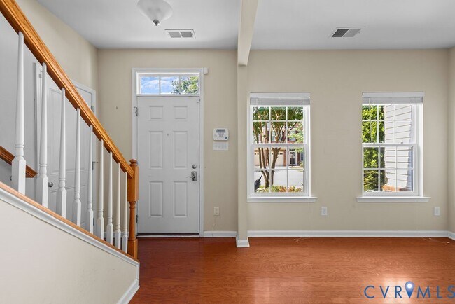 Building Photo - 3414 Avocado Dr