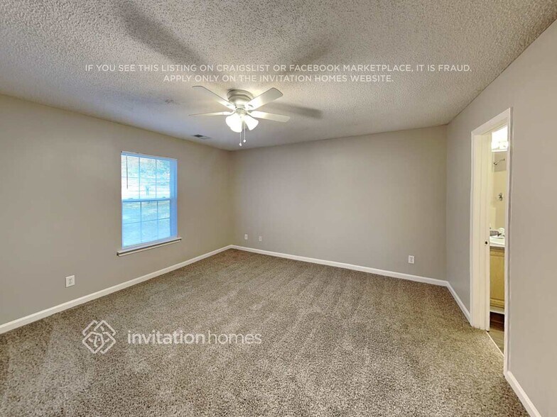 Building Photo - 10020 Little Creek Rd