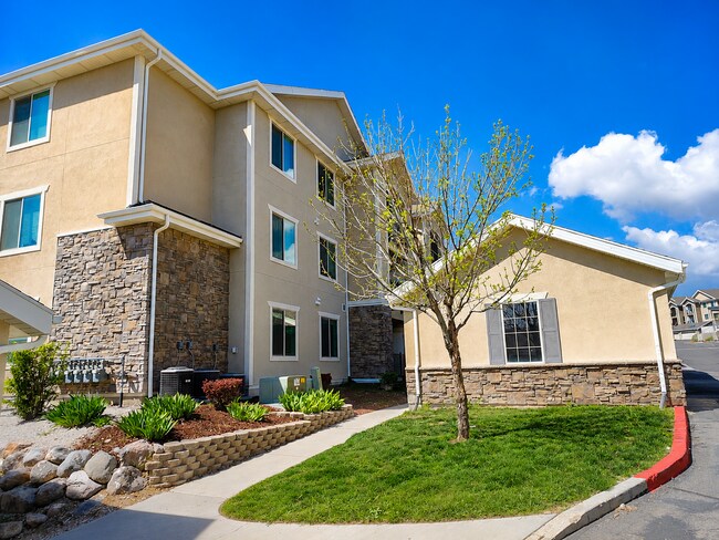 Building Photo - 91 W Springview Dr