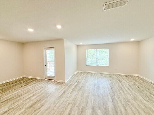 Building Photo - 6130 Native Dancer Wy