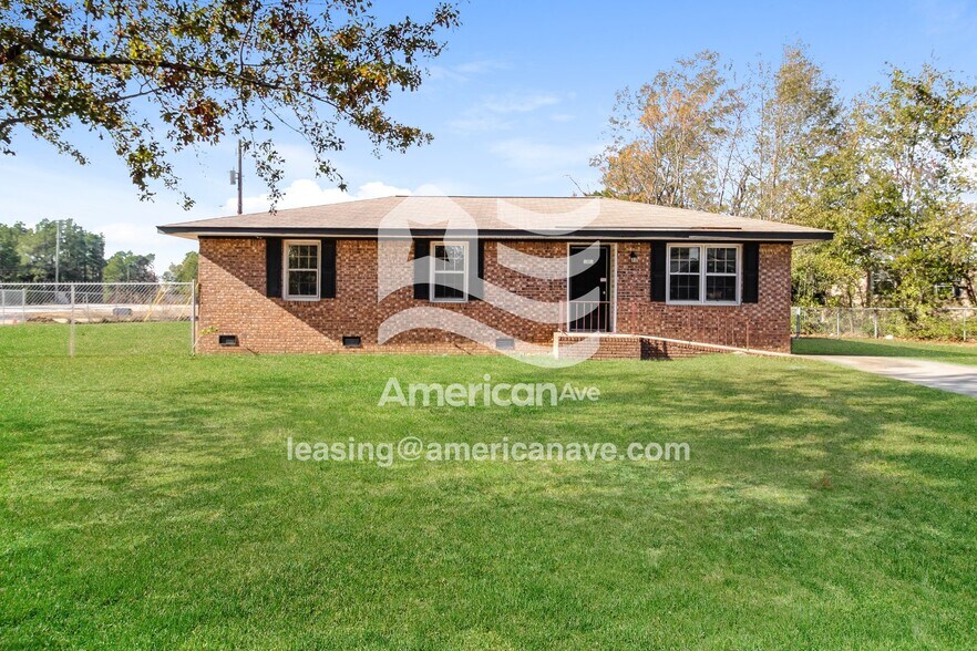 Building Photo - 101 Black Oak Rd