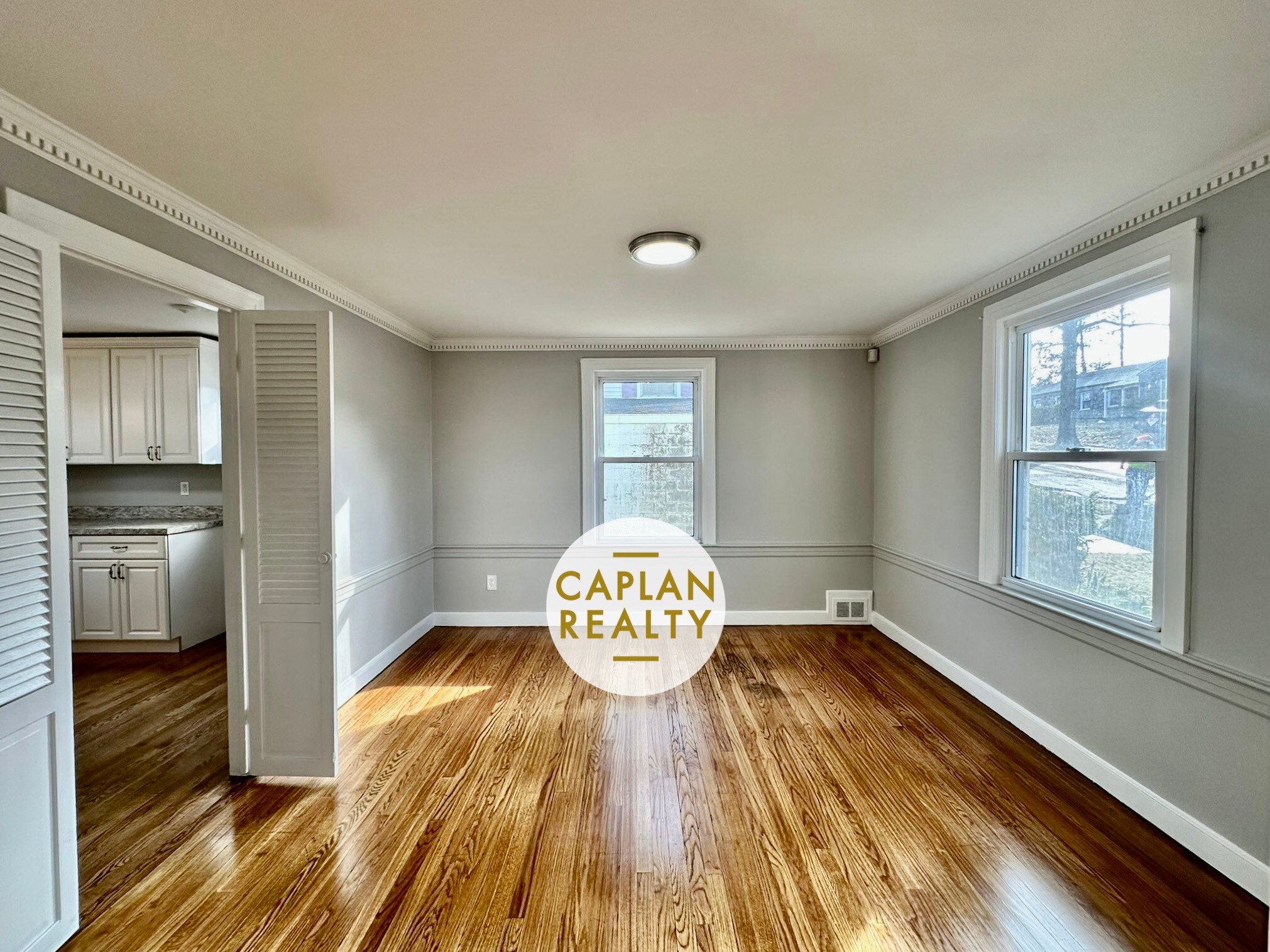 Building Photo - 29 Wellington Rd