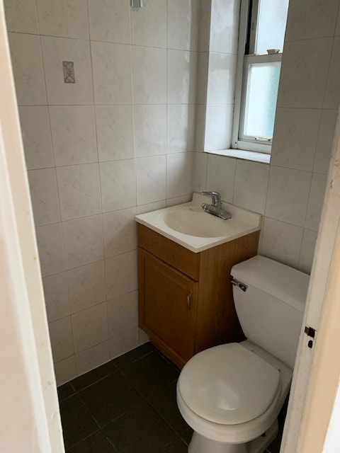 Building Photo - 90-07 70th Dr