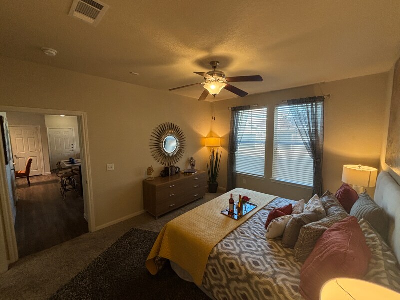 Building Photo - 1811 Medical Pkwy