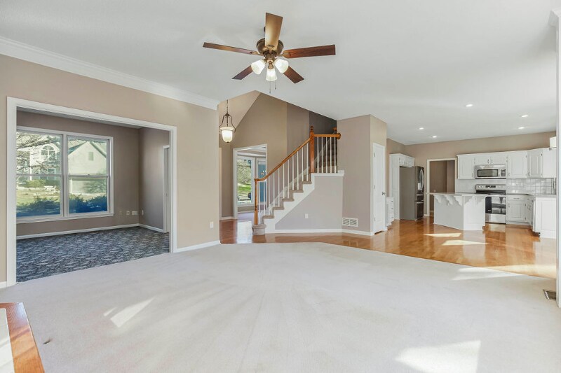 Building Photo - 5933 W 153rd St