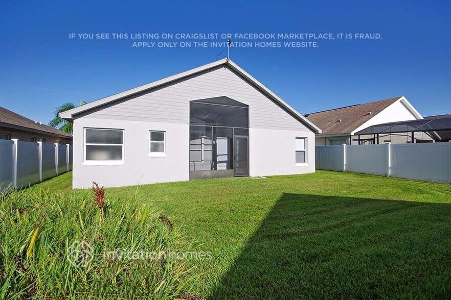 Building Photo - 11235 Crystal Glen Blvd