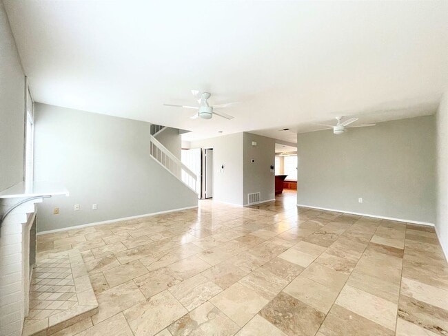 Building Photo - Charming Townhome in Desirable Calavera Hills!