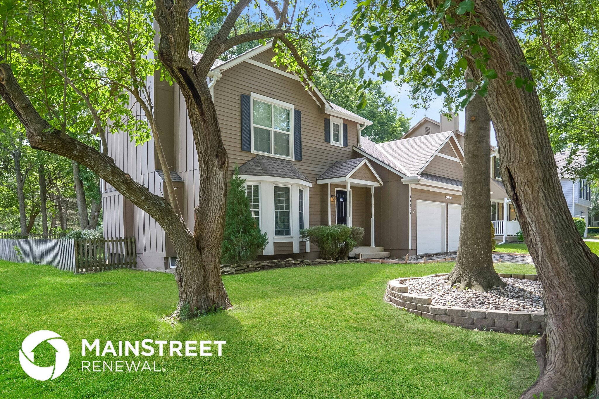 Building Photo - 14705 S Alden St