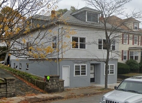 Primary Photo - 327 Jefferson Ave