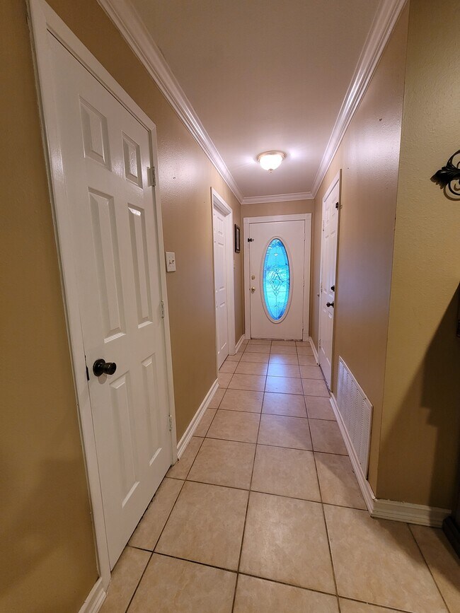 Building Photo - 4105 Bill Owens Pkwy