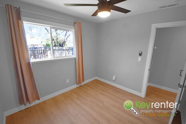 Building Photo - Renovated 4 Bedroom Home with Gourmet Kitchen & Lush Backyard in Concord