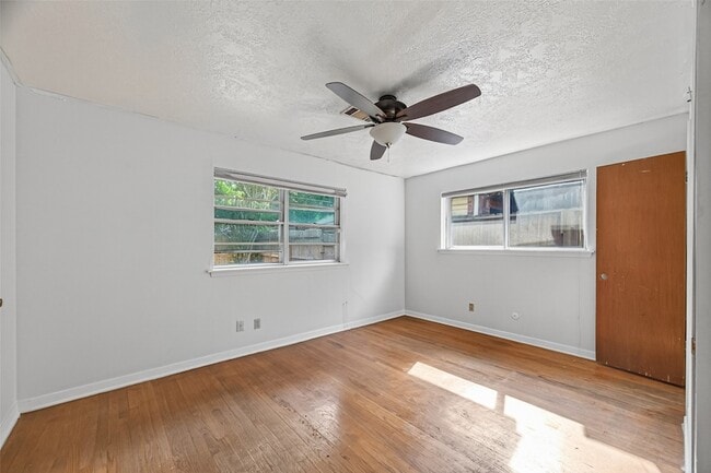 Building Photo - 2609 Raspberry Ln