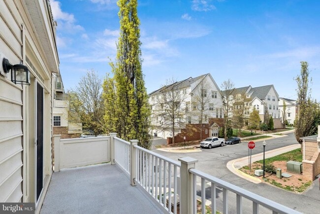 Building Photo - 7101 Little Thames Drive