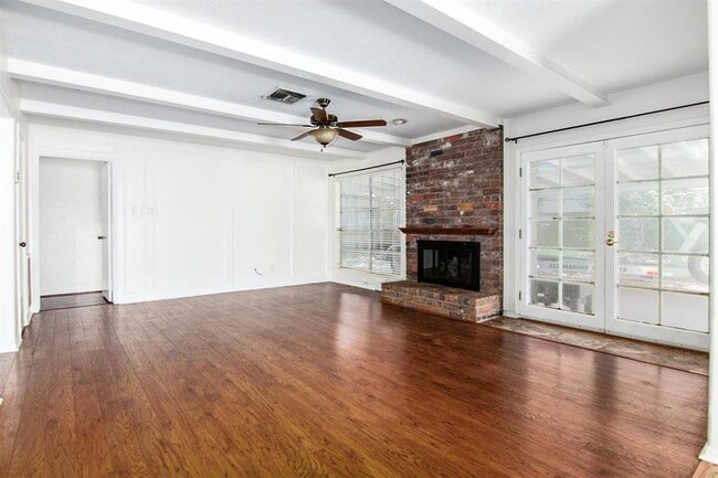 Building Photo - 505 Heathgate Dr