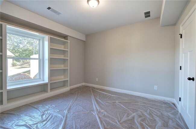 Building Photo - 309 Arbor Cir
