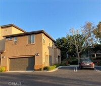 Building Photo - 17871 Shady View Dr