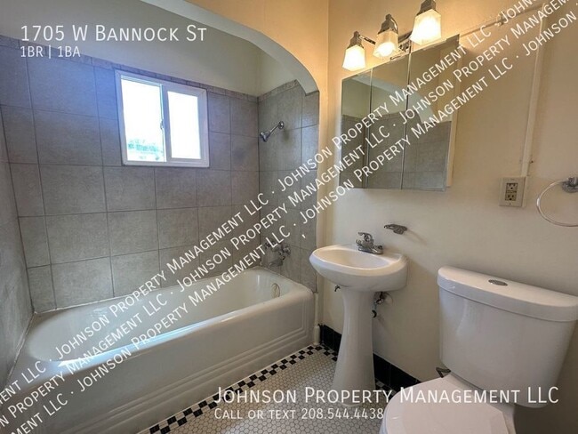 Building Photo - 1705 W Bannock St