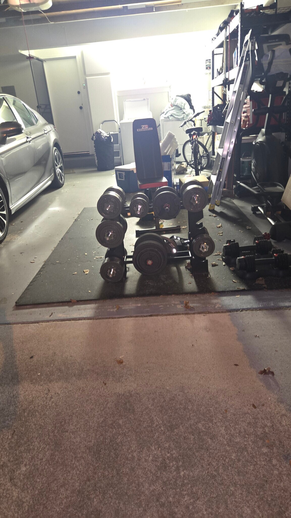 Building Photo - 22195 Summit Hill Dr