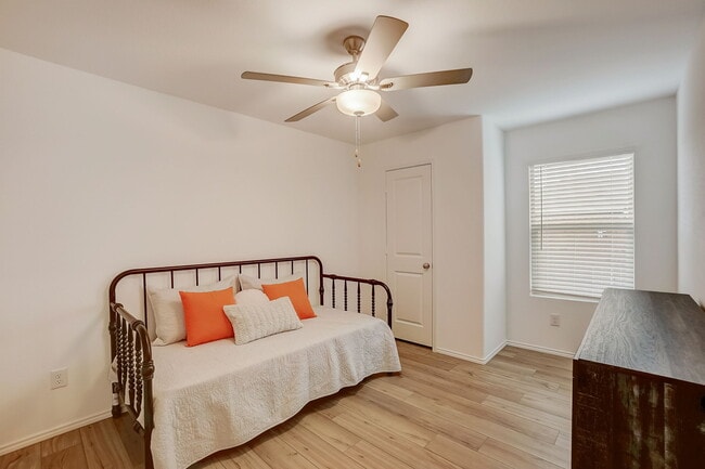 Floorplan - The Retreat at Honey Creek