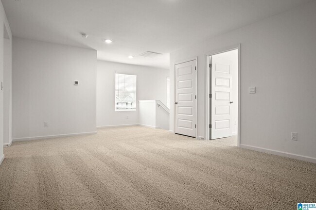 Building Photo - 2052 Gadwall Dr