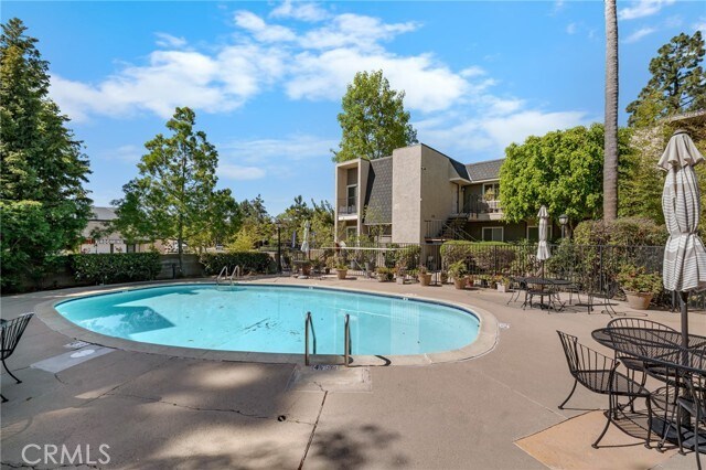 Building Photo - 1155 Rosecrans Ave