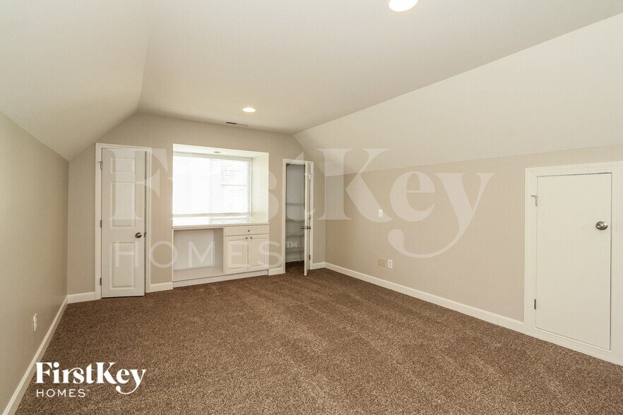 Building Photo - 12500 Moores Mill Rd