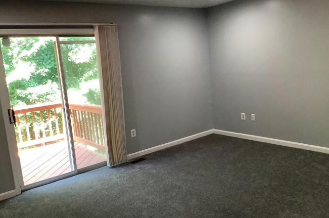 Building Photo - 659 Realm Ct W