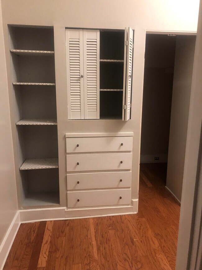 Master Bath Storage - 2098 Cowden Ave