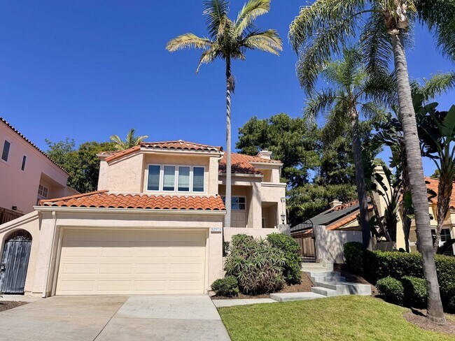 Building Photo - For Rent Available Now - Furnished House 3+BR 2.5Ba in Del Mar, charming furnished home in the hi...