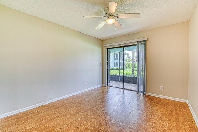 Building Photo - 950 S Kanner Hwy