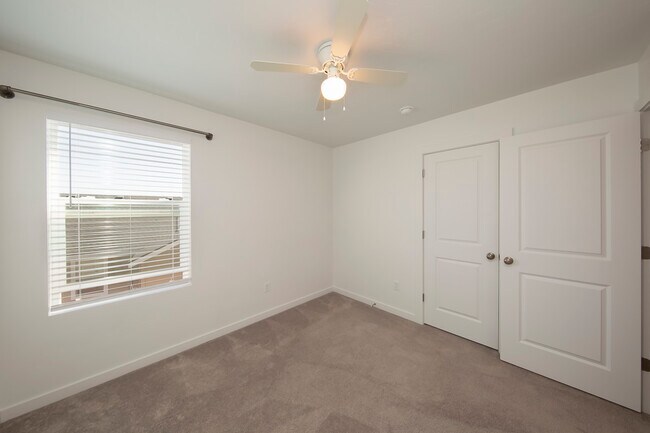Building Photo - 11144 Maroon Bells Dr