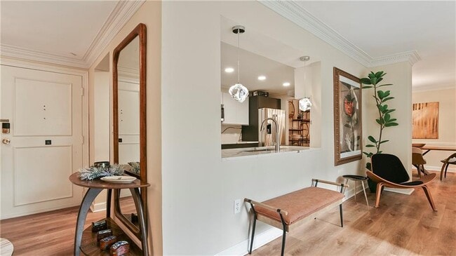 Building Photo - 2637 Peachtree Rd NE