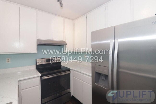 Building Photo - 12582 Caminito De La Gallarda