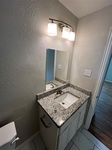 Building Photo - 3053 Rotan Ln