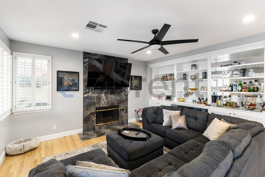 Building Photo - 9420 Greenham Cir