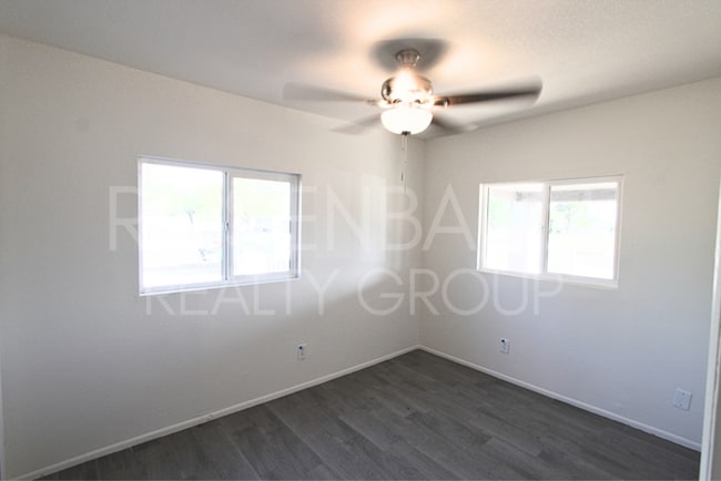 Building Photo - Charming 2-bedrooms, 1-bath home in the he...