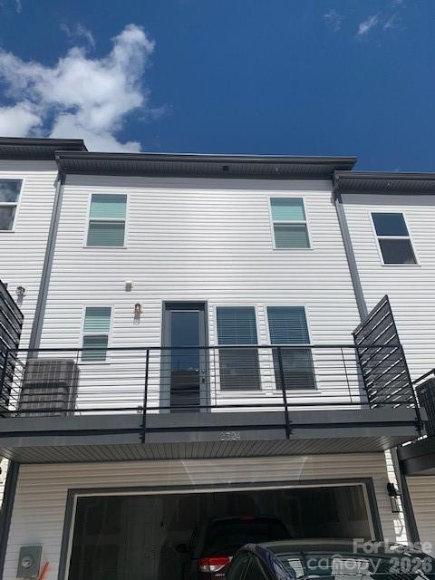 Building Photo - 2324 Donnelly Hls Ln