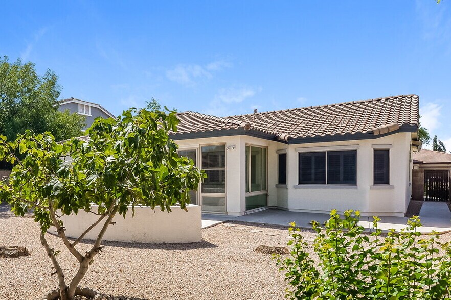 Building Photo - 18752 E Superstition Dr