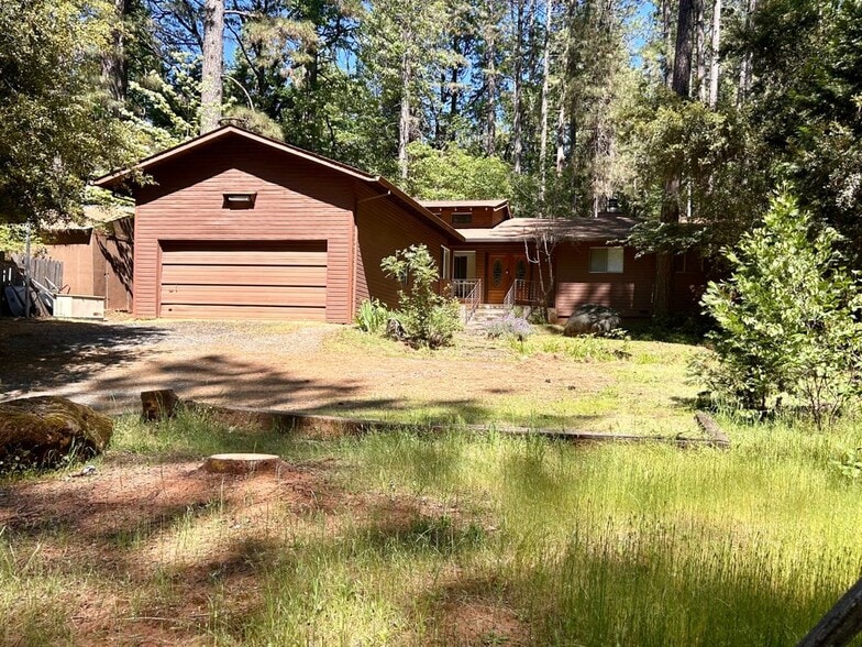 Primary Photo - 15558 Nopel Rd