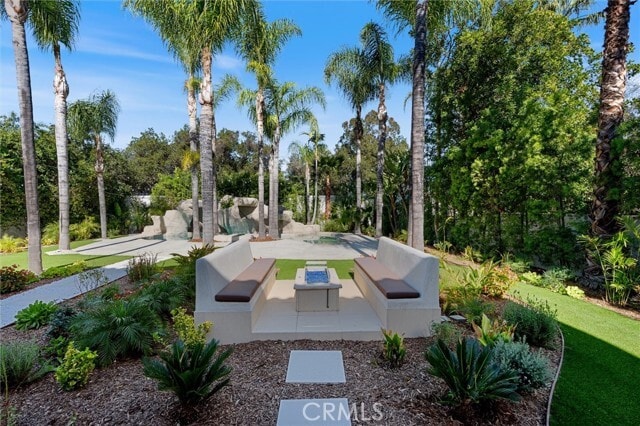 Building Photo - 17437 Oak Creek Ct