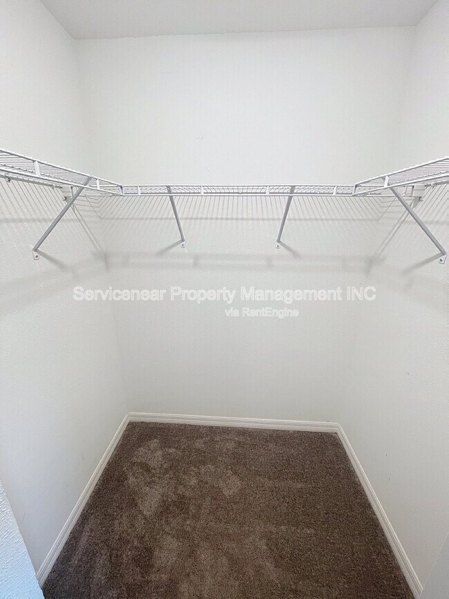 Building Photo - 4440 Globe Thistle Dr