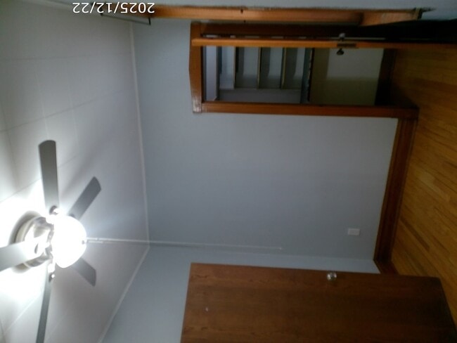 Building Photo - 2558 W 39th Pl