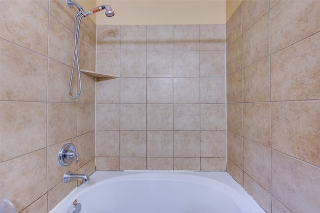 Building Photo - 2002 Collins Rose Ct