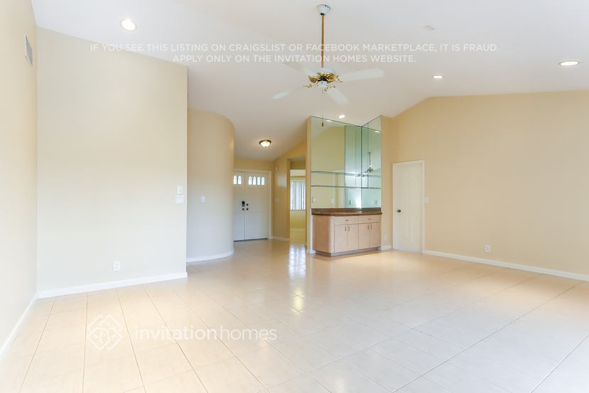 Building Photo - 8612 NW 79th St