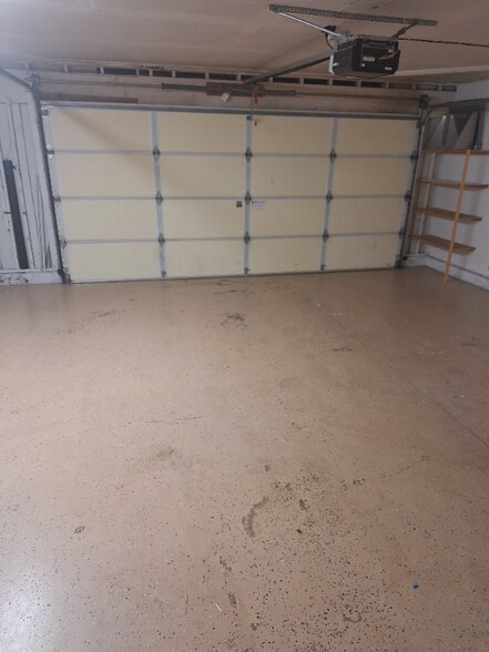 Building Photo - 39751 Amberley Cir