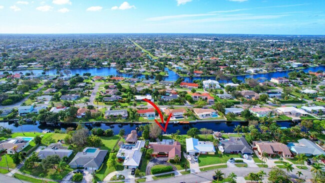 Building Photo - 1753 W Terrace Dr