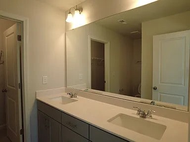 Building Photo - 5106 Fir Tree Ln