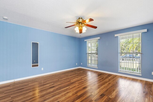 Building Photo - Charming Renovated 4BR/3BA Single Family Home